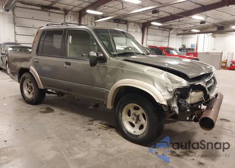 2000 Ford Explorer Eddie Bauer из США, поврежденный, VIN 1FMZU64P8YZA58382